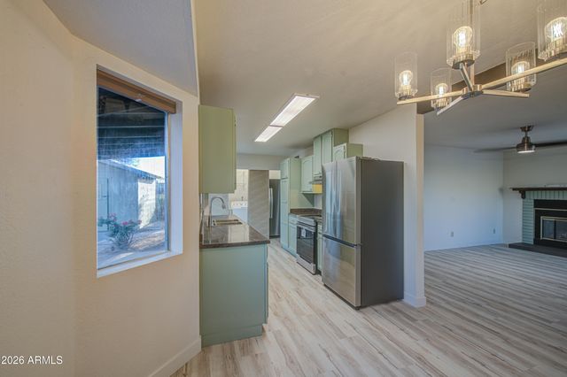 1350 N BOYD Road, Apache Junction, AZ 85119