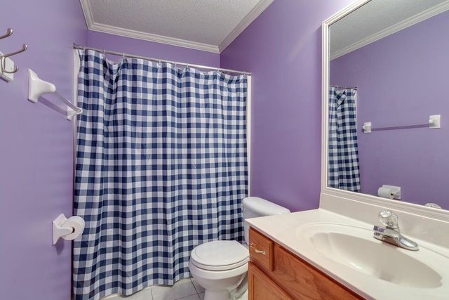 2806 MISTY VALLEY DR, Memphis, TN 38002