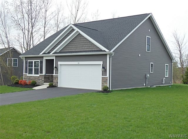 6385 Boston State Road 28, Hamburg, NY 14075
