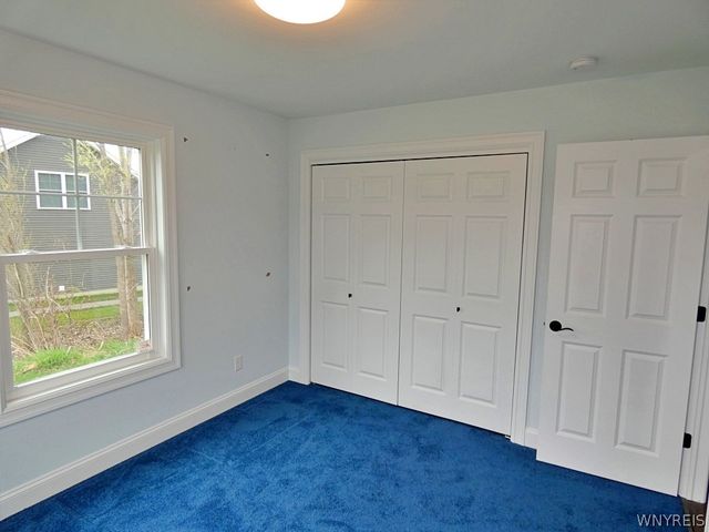 6385 Boston State Road 28, Hamburg, NY 14075