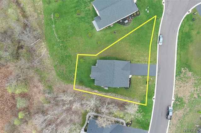6385 Boston State Road 28, Hamburg, NY 14075