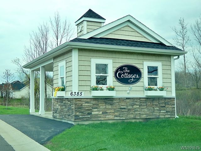 6385 Boston State Road 28, Hamburg, NY 14075
