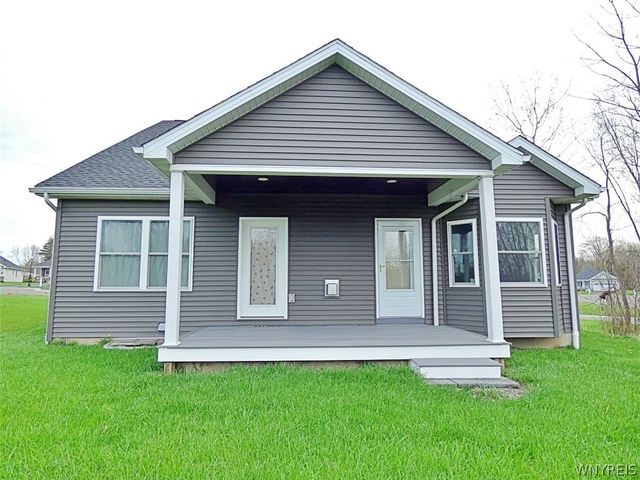 6385 Boston State Road 28, Hamburg, NY 14075