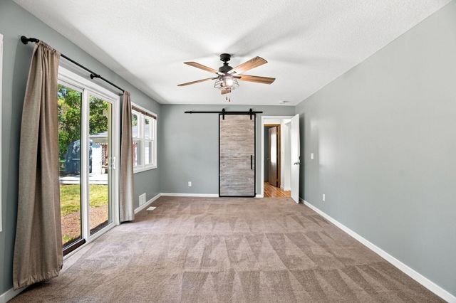 125 Hackberry Hill, Orono, MN 55356