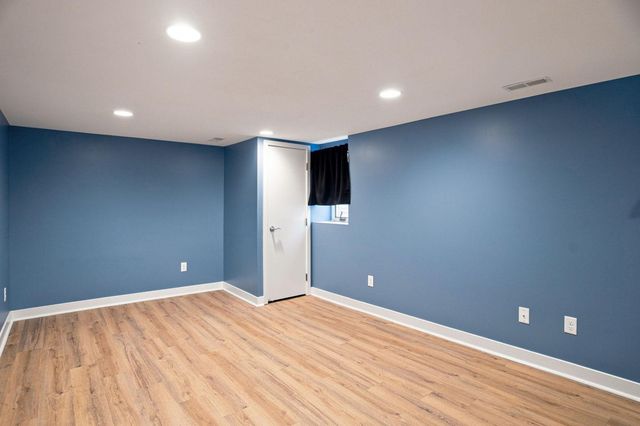 125 Hackberry Hill, Orono, MN 55356