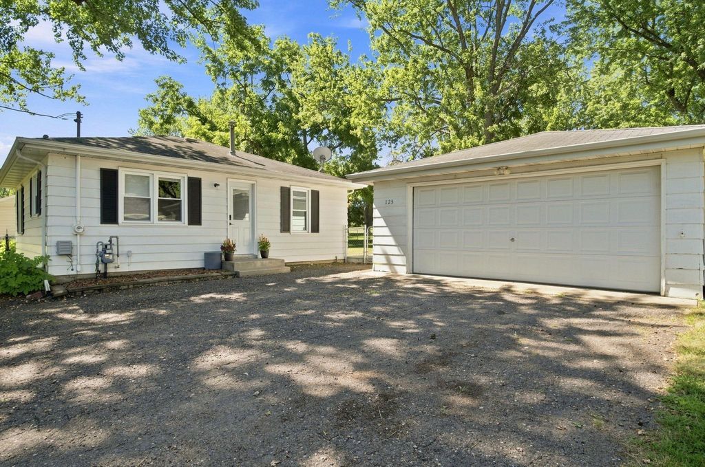 125 Hackberry Hill, Orono, MN 55356 — photo 5