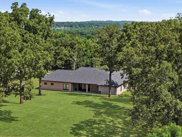 84 E Cadron Ridge Road, Greenbrier, AR 72058