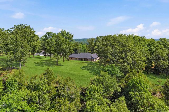 84 E Cadron Ridge Road, Greenbrier, AR 72058