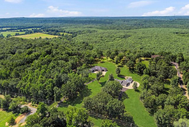 84 E Cadron Ridge Road, Greenbrier, AR 72058