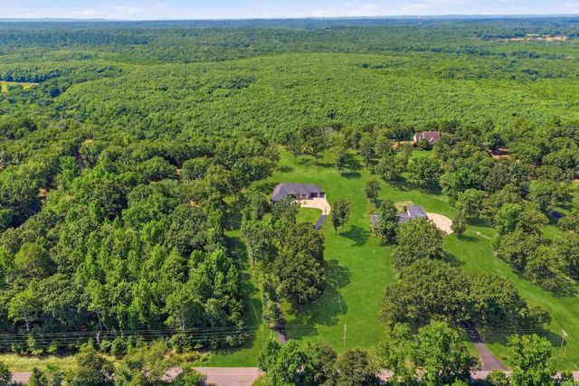 84 E Cadron Ridge Road, Greenbrier, AR 72058