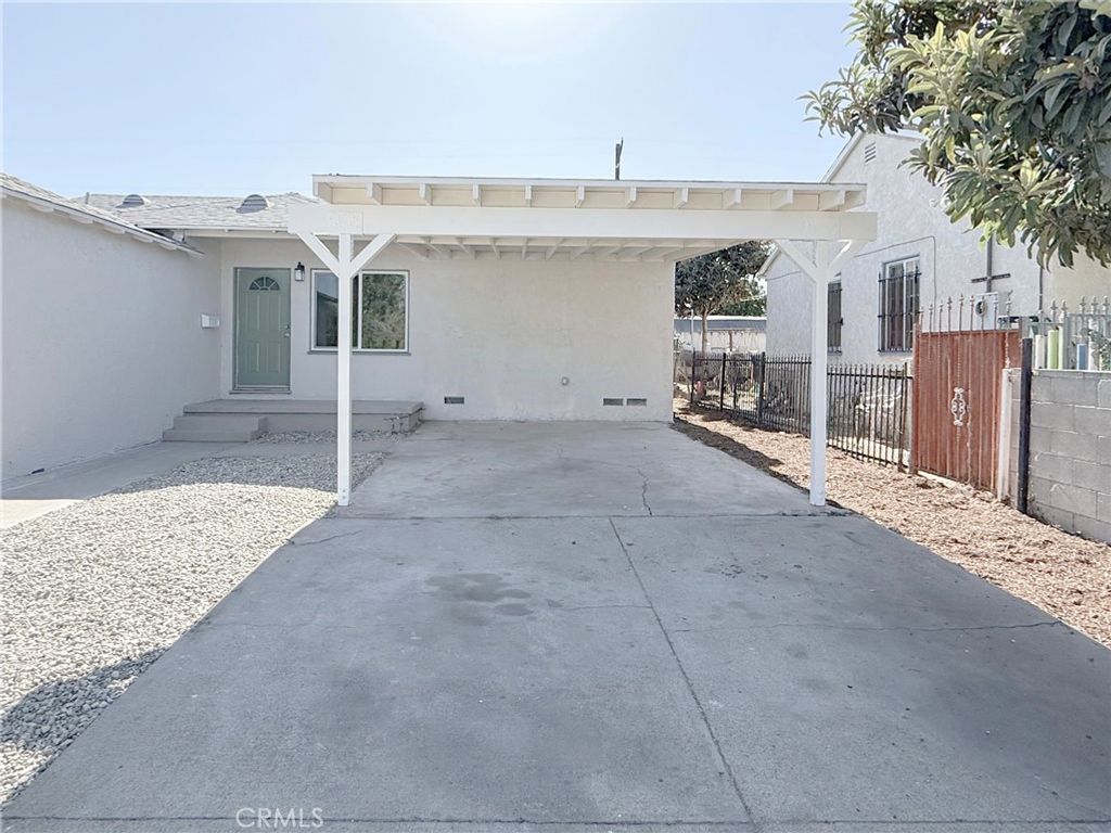 213 N Broadacres Avenue, Compton, CA 90220 — photo 3