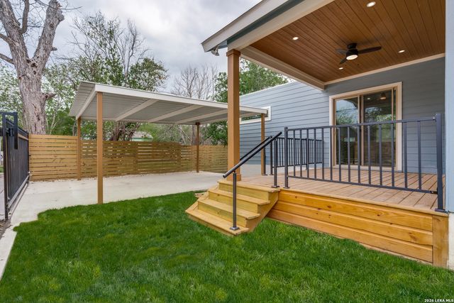 930 S PINE ST, San Antonio, TX 78210