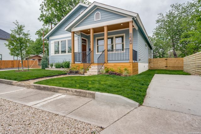 930 S PINE ST, San Antonio, TX 78210