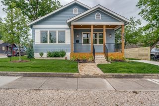 930 S PINE ST, San Antonio, TX 78210