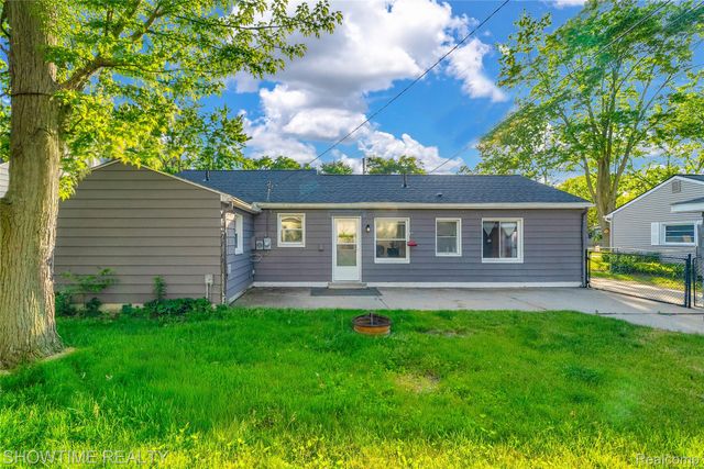 3444 Maple Street, Port Huron, MI 48060