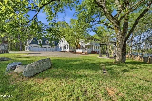 133 Knob Creek Dock Road, Johnson City, TN 37601