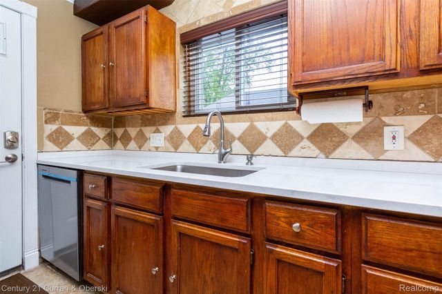 231 Academy Street, Ferndale, MI 48220