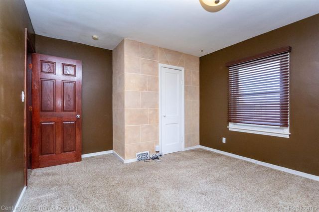 231 Academy Street, Ferndale, MI 48220