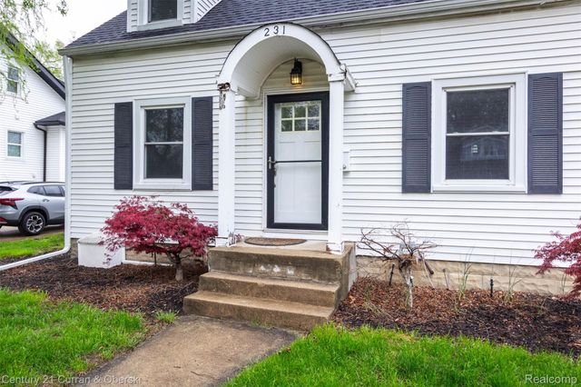 231 Academy Street, Ferndale, MI 48220