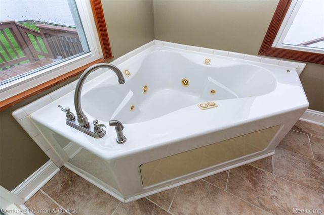 231 Academy Street, Ferndale, MI 48220