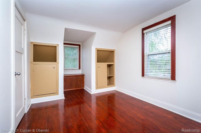 231 Academy Street, Ferndale, MI 48220