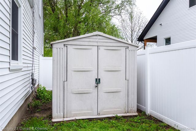 231 Academy Street, Ferndale, MI 48220