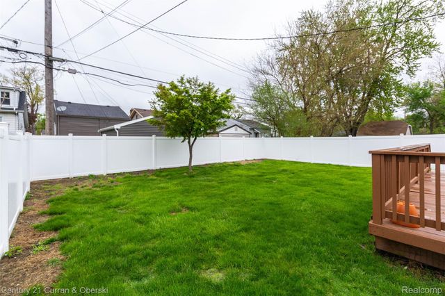 231 Academy Street, Ferndale, MI 48220