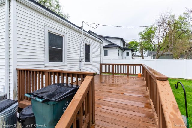 231 Academy Street, Ferndale, MI 48220