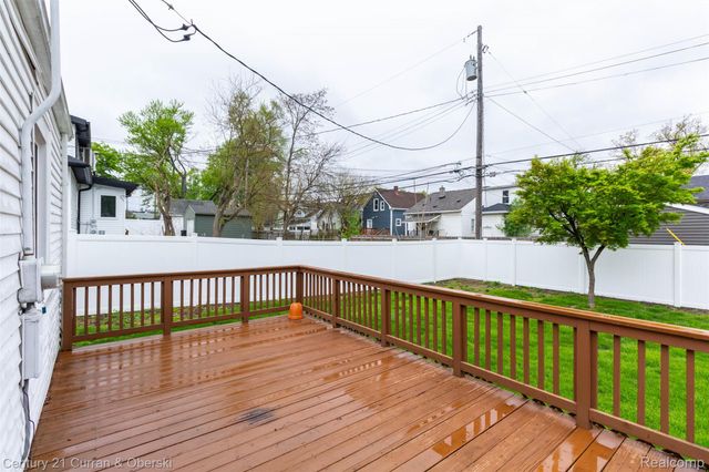 231 Academy Street, Ferndale, MI 48220