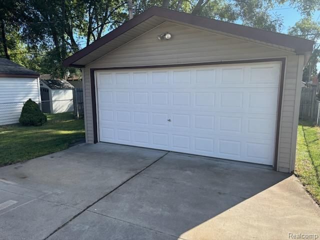 5630 N Crown Street, Westland, MI 48185