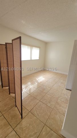 4101 NW 26th St 261, Lauderhill, FL 33313