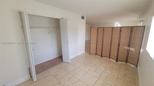 4101 NW 26th St 261, Lauderhill, FL 33313