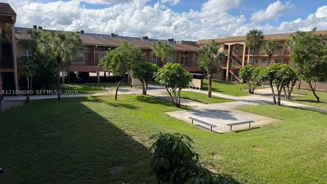 4101 NW 26th St 261, Lauderhill, FL 33313