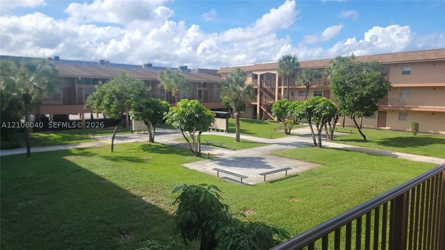 4101 NW 26th St 261, Lauderhill, FL 33313