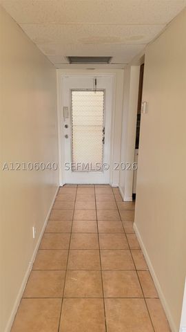 4101 NW 26th St 261, Lauderhill, FL 33313