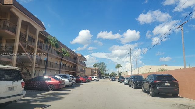4101 NW 26th St 261, Lauderhill, FL 33313