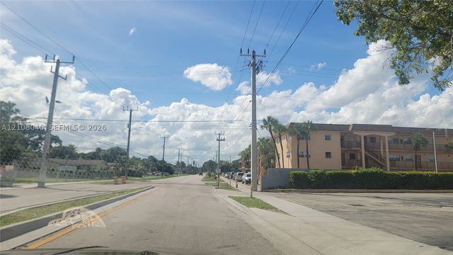 4101 NW 26th St 261, Lauderhill, FL 33313