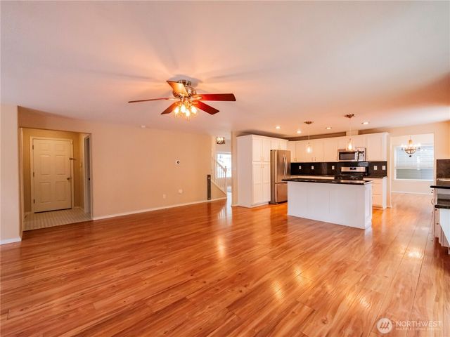 4932 SISKIYOU Loop SE, Olympia, WA 98501