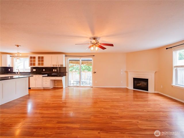 4932 SISKIYOU Loop SE, Olympia, WA 98501