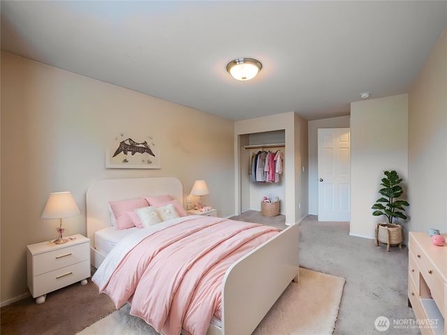 4932 SISKIYOU Loop SE, Olympia, WA 98501