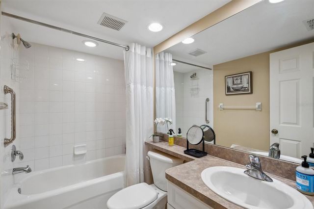 1440 WATER VIEW DRIVE W 106, Largo, FL 33771