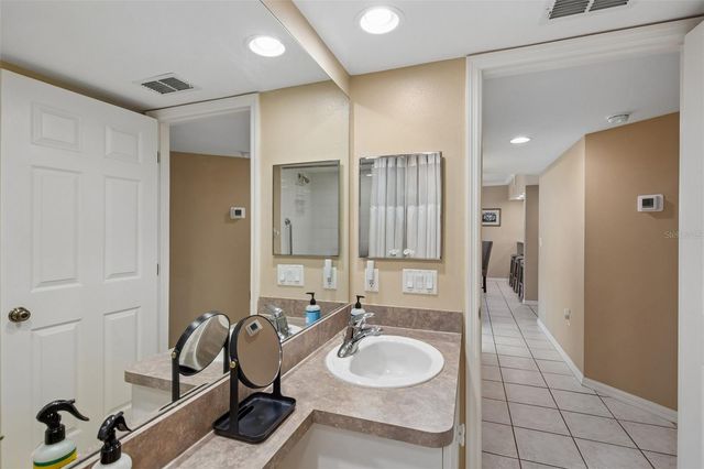 1440 WATER VIEW DRIVE W 106, Largo, FL 33771