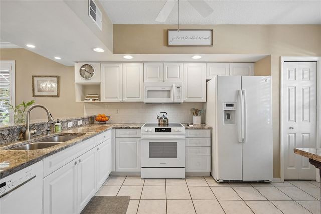 1440 WATER VIEW DRIVE W 106, Largo, FL 33771