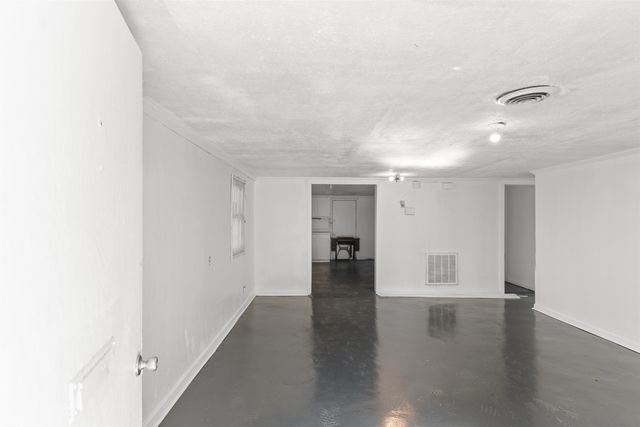 411 E Wine St., Mullins, SC 29574