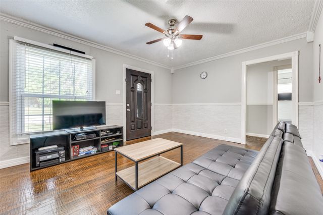 1407 Denton Drive, Carrollton, TX 75006