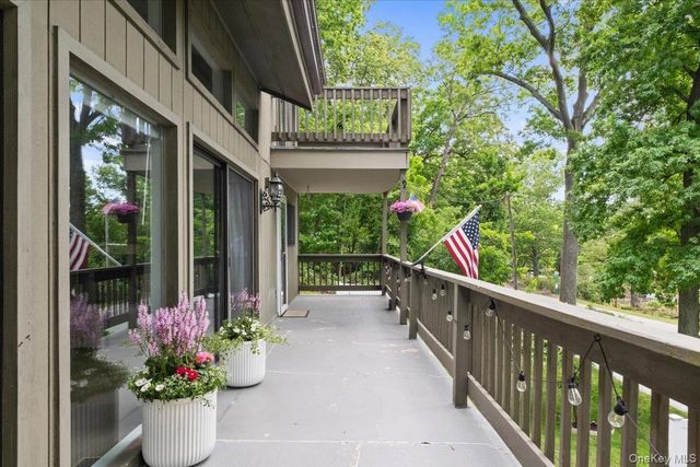 549 Westbrook Drive, Cortlandt Manor, NY 10567