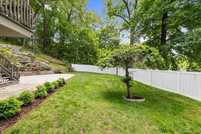 549 Westbrook Drive, Cortlandt Manor, NY 10567