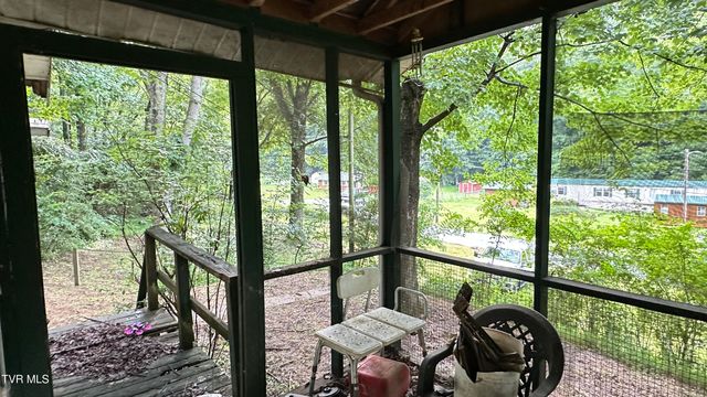 263 Long Hollow Road, Elizabethton, TN 37643