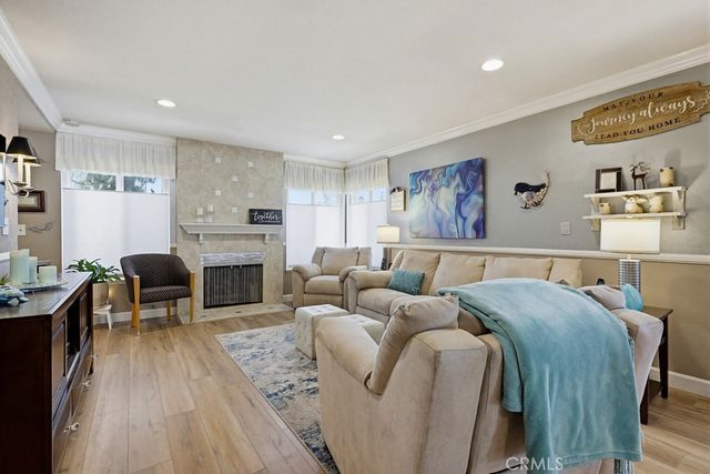 5595 Tiffany Ave, Garden Grove, CA 92845