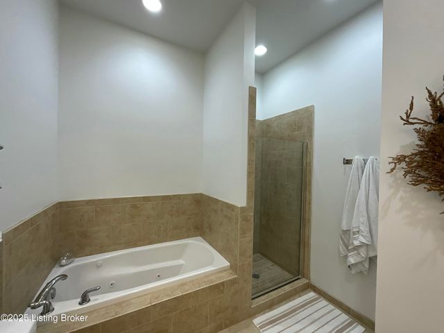 324 E Main St, Louisville, KY 40202